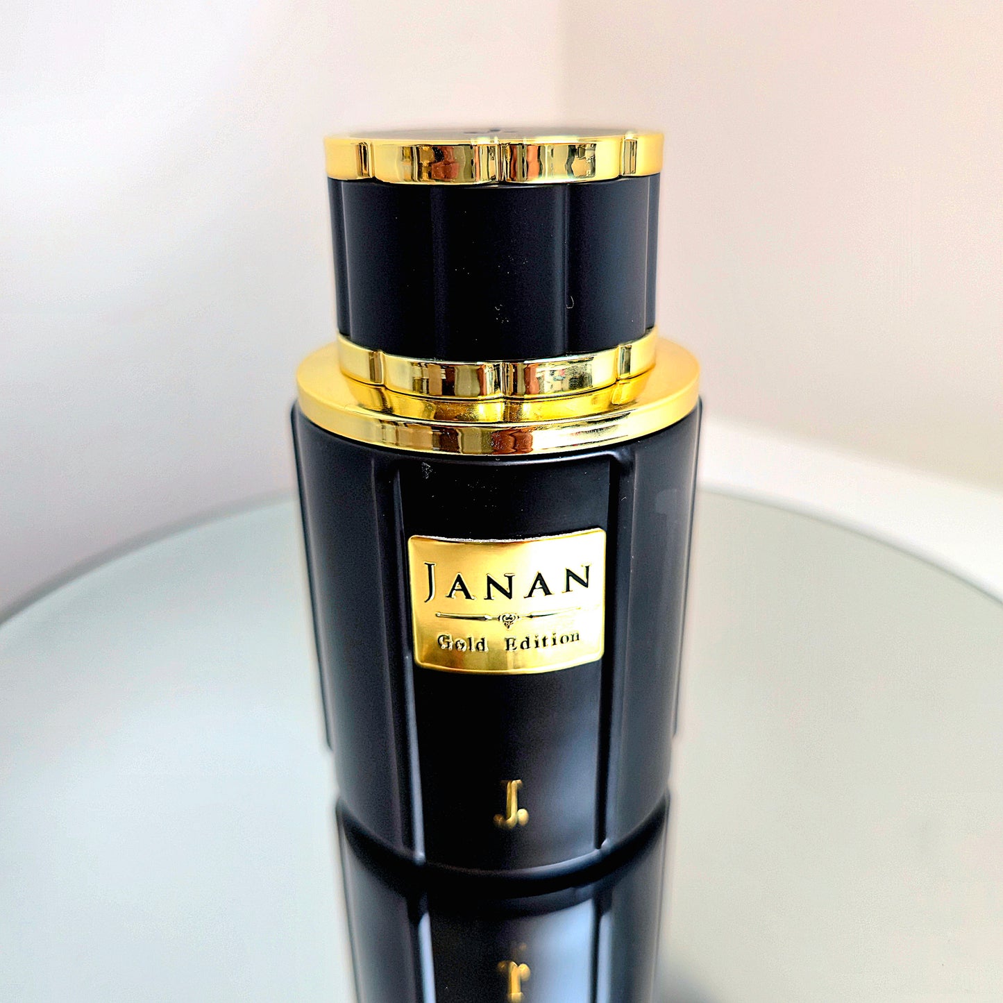 Janan Gold Edition J. dot